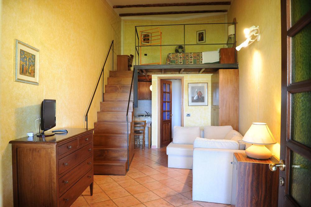 Il Poggio Dei Pettirossi Apartment Pettorano sul Gizio Bagian luar foto